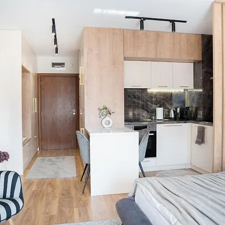 Designer - Breakfast - Free Parking Διαμέρισμα *
